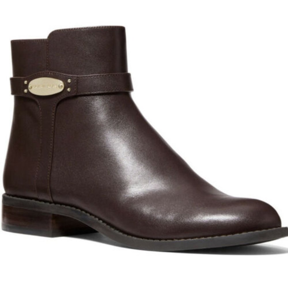 Michael Kors FINLEY Chocolate Brown Flat Bootie Ankle Boots Shoes Flats 6.5 NEW